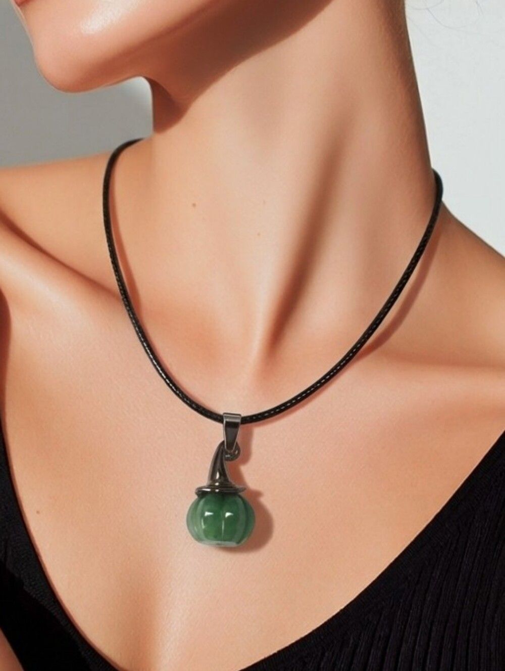 Green Aventurine Pumpkin Pendant Necklace Fairy Grunge Crystal Wizard Jewelry